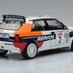Lancia Delta HF Integrale Evoluzione #2 C. Sainz / L. Moya Tour de Corse 1993 Kyosho 1:18 08348J Diecast - image 3 of 9