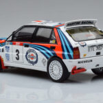 Lancia Delta HF Integrale Evoluzione #3 D. Auriol / B. Occelli Tour de Corse 1992 Kyosho 1:18 08348H Diecast - image 6 of 9