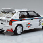 Lancia Delta HF Integrale Evoluzione Test Car Kyosho 1:18 08348G Diecast - image 3 of 9