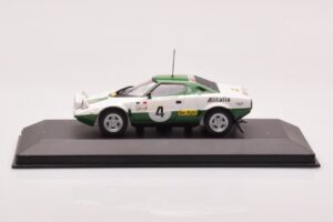 Lancia Stratos Alitalia #4 B. Waldegaard / H. Thorzelius Winner Rally Sweden 1975 Minichamps 1:43 430751204 Diecast