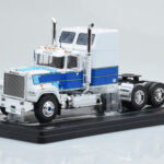 Mack Superliner Magnum White Blue IXO 1:43 TR165 Diecast