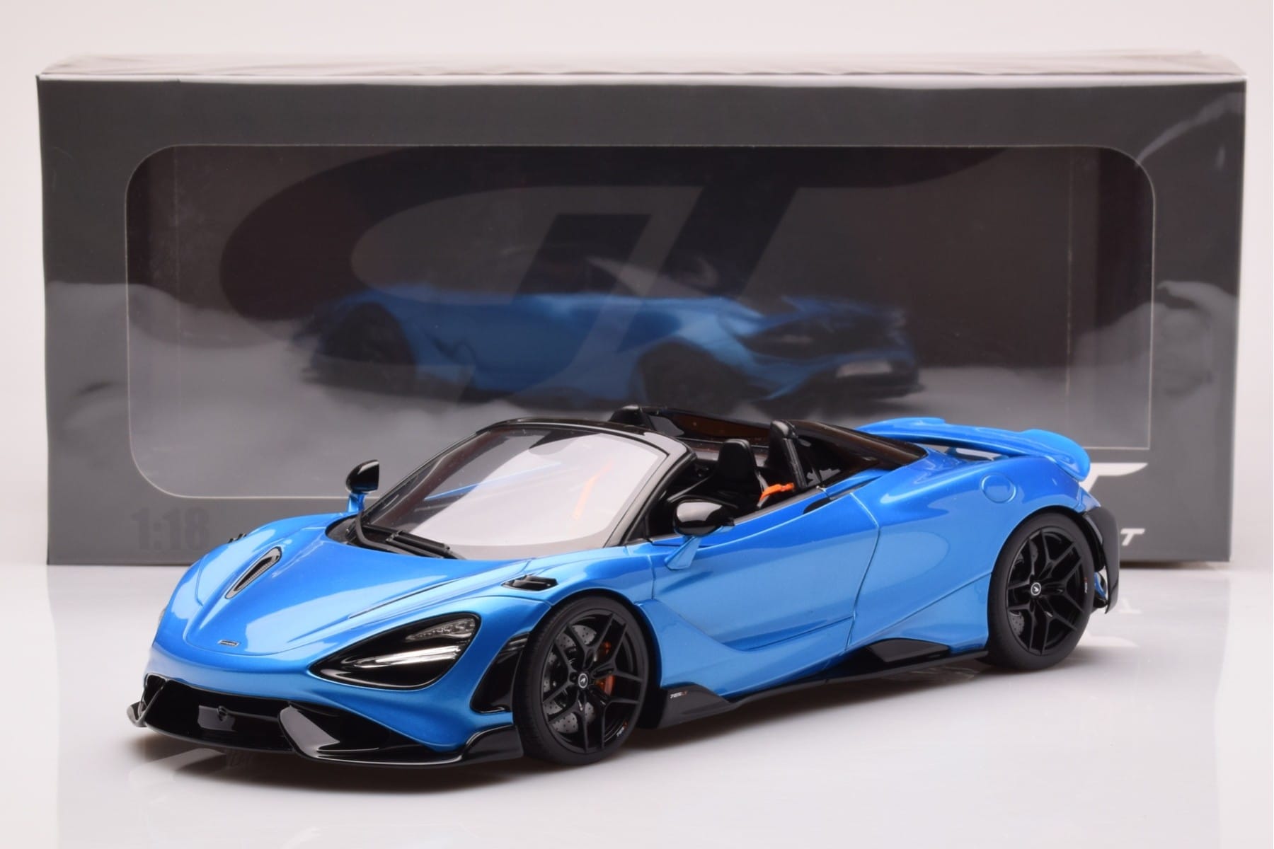 McLaren 765LT Spider Blue GT Spirit 1:18 GT886 Resin - image 6 of 6