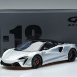 McLaren Artura Silver GT Spirit 1:18 GT873 Resin - image 6 of 6