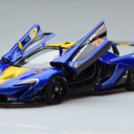 McLaren P1 GTR Blue With Yellow Stripes AUTOart 1:18 81542 Composite - image 2 of 7