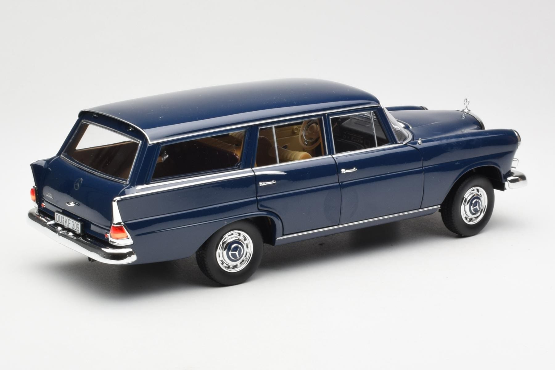 Mercedes 200 Universal W115 Blue Norev 1:18 183599 Diecast - image 3 of 8