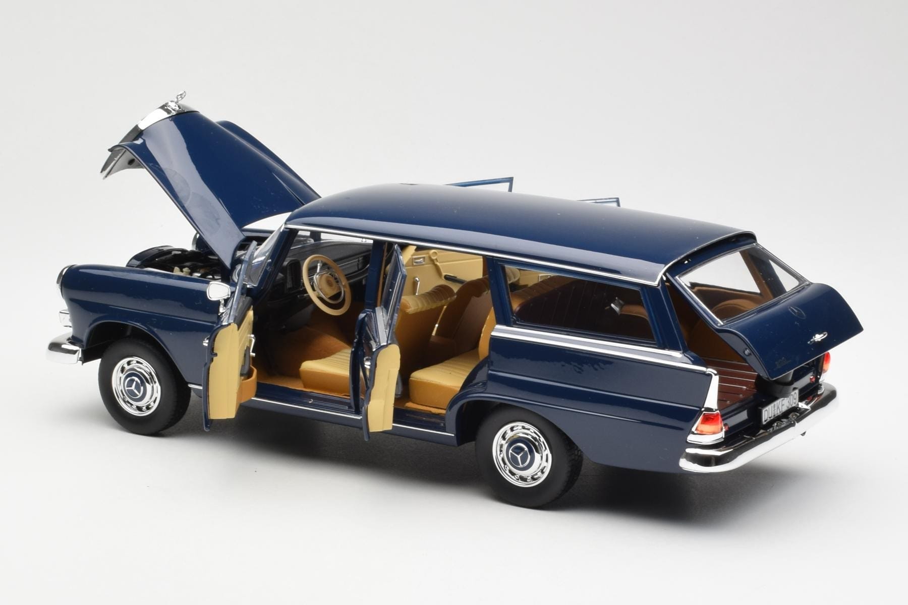 Mercedes 200 Universal W115 Blue Norev 1:18 183599 Diecast - image 5 of 8