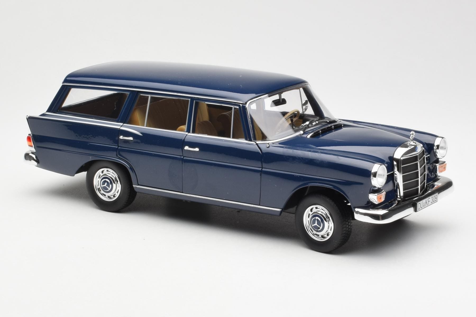 Mercedes 200 Universal W115 Blue Norev 1:18 183599 Diecast - image 6 of 8