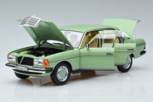 Mercedes 200 W123 Green Norev 1:18 183796 Diecast - image 2 of 7