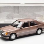Mercedes 230E W124 Rosewood Metallic Dealer Edition Norev 1:18 B66040697 Diecast - image 8 of 8