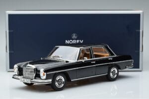 Mercedes 280 SE W108 Black Norev 1:18 183762 Diecast - image 7 of 7