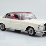 Mercedes 280 SE W108 White AUTOart 1:18 76287 Diecast - image 6 of 8