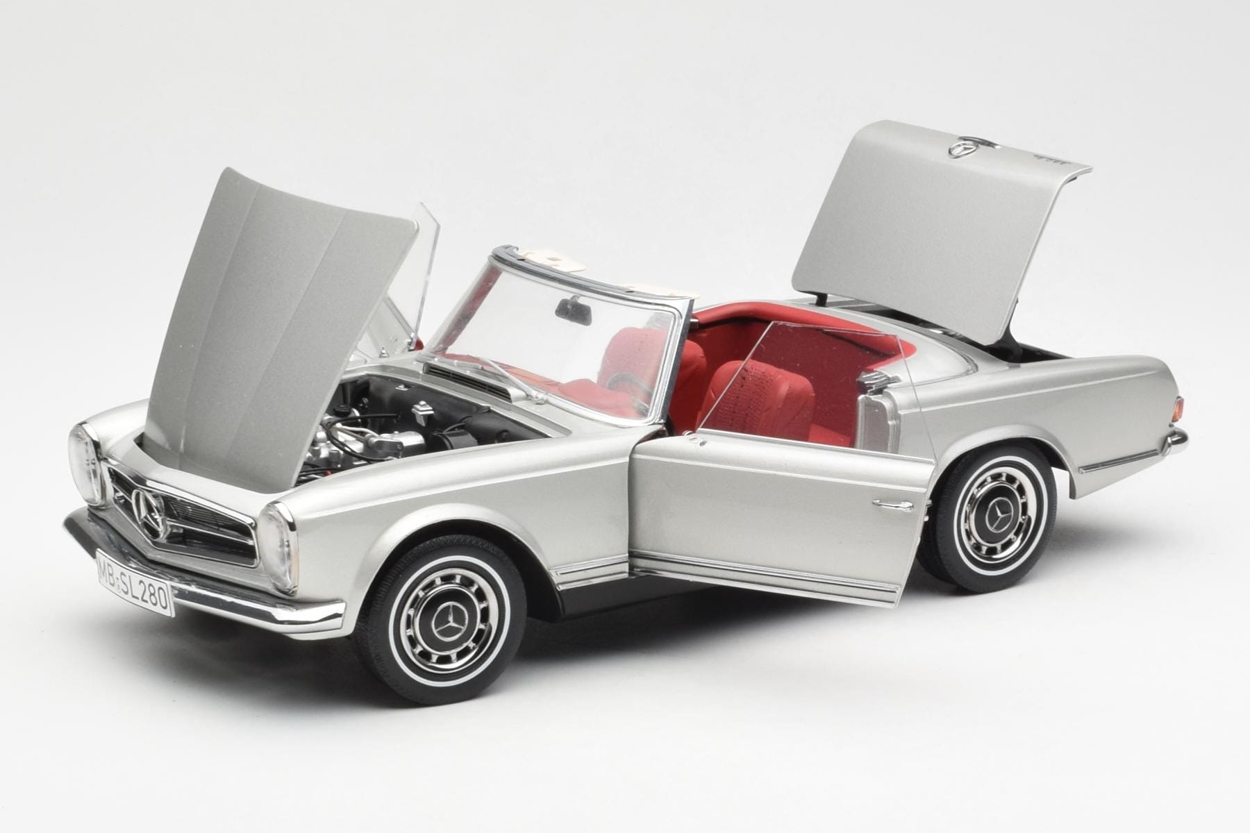 Mercedes 280 SL W113 Pagoda Silver Schuco 1:18 450035000 Diecast - image 2 of 8