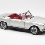 Mercedes 280 SL W113 Pagoda Silver Schuco 1:18 450035000 Diecast - image 6 of 8
