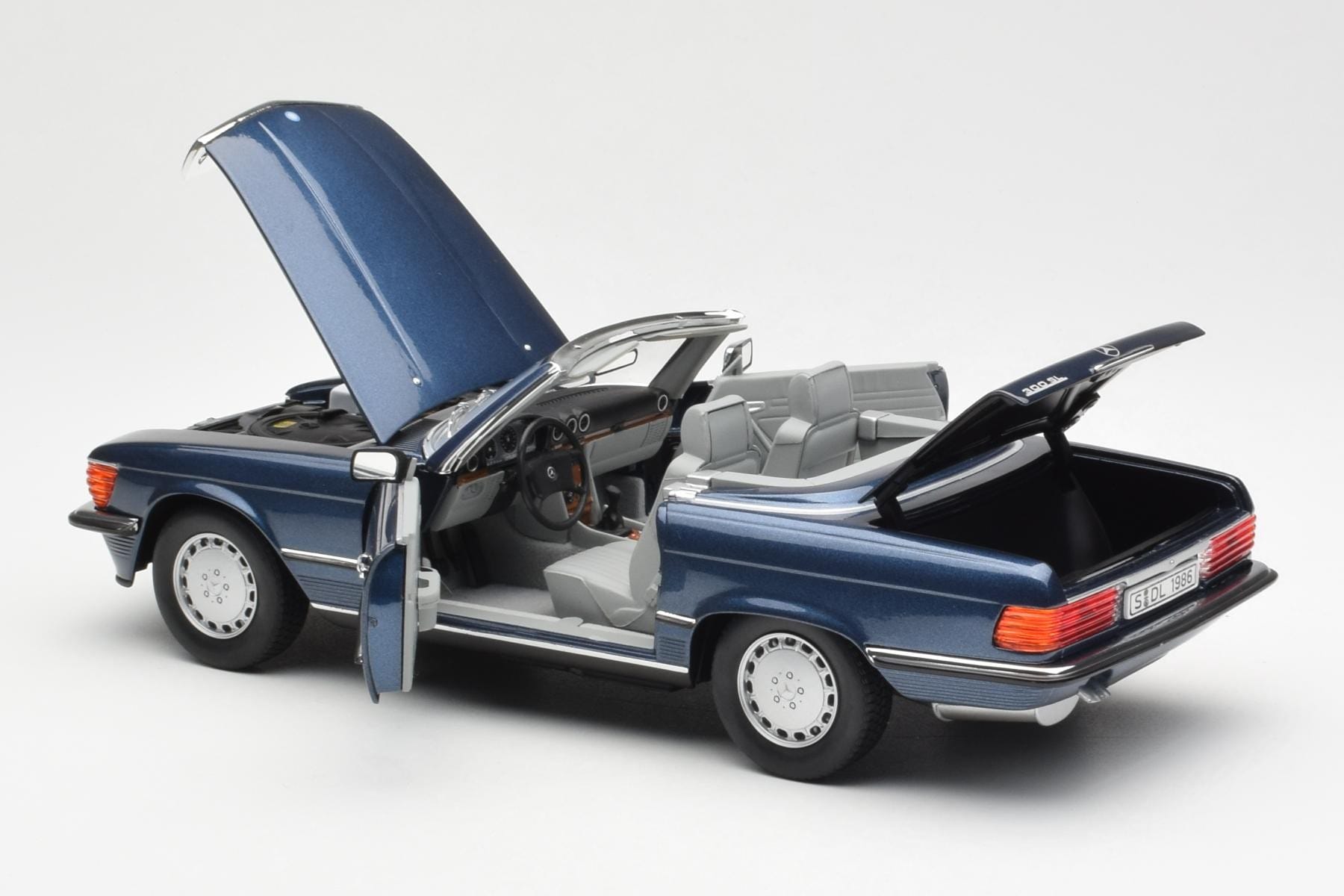 Mercedes 300 SL R107 Nautical Blue Norev 1:18 183466 Diecast - image 5 of 8