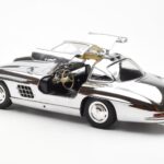 Mercedes 300 SL W198 Chrome Minichamps 1:18 B66040645 Diecast - image 5 of 8