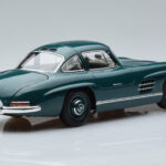 Mercedes 300 SL W198 Gullwing Green Norev 1:18 183851 Diecast - image 3 of 7