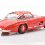 Mercedes 300 SL W198 Gullwing Red Minichamps 1:18 110037211 Diecast - image 3 of 8