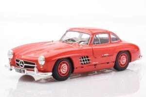 Mercedes 300 SL W198 Gullwing Red Minichamps 1:18 110037211 Diecast