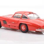 Mercedes 300 SL W198 Gullwing Red Minichamps 1:18 110037211 Diecast - image 7 of 8