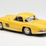Mercedes 300 SL W198 Roadster Yellow Norev 1:18 B66040669 Diecast - image 7 of 8