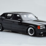 Mercedes 560 SEL AMG W126 Obsidian Black Otto 1:18 OT297 Resin - image 4 of 6