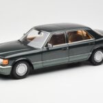 Mercedes 560 SEL W126 Night Green Metallic Dealer Edition Norev 1:18 B66040626 Diecast