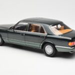 Mercedes 560 SEL W126 Night Green Metallic Dealer Edition Norev 1:18 B66040626 Diecast - image 7 of 8