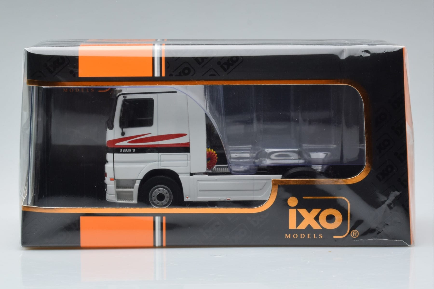 Mercedes Actros MP1 White IXO 1:43 TR064 Diecast - image 6 of 6