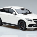 Mercedes AMG GLE 63S C292 Coupe White GT Spirit 1:18 B66965706 Resin - image 4 of 6