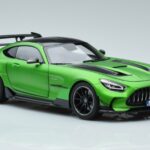 Mercedes AMG GT C190 Black Series Green Hell Magno Limited Edition Norev 1:18 183903 Diecast - image 5 of 7