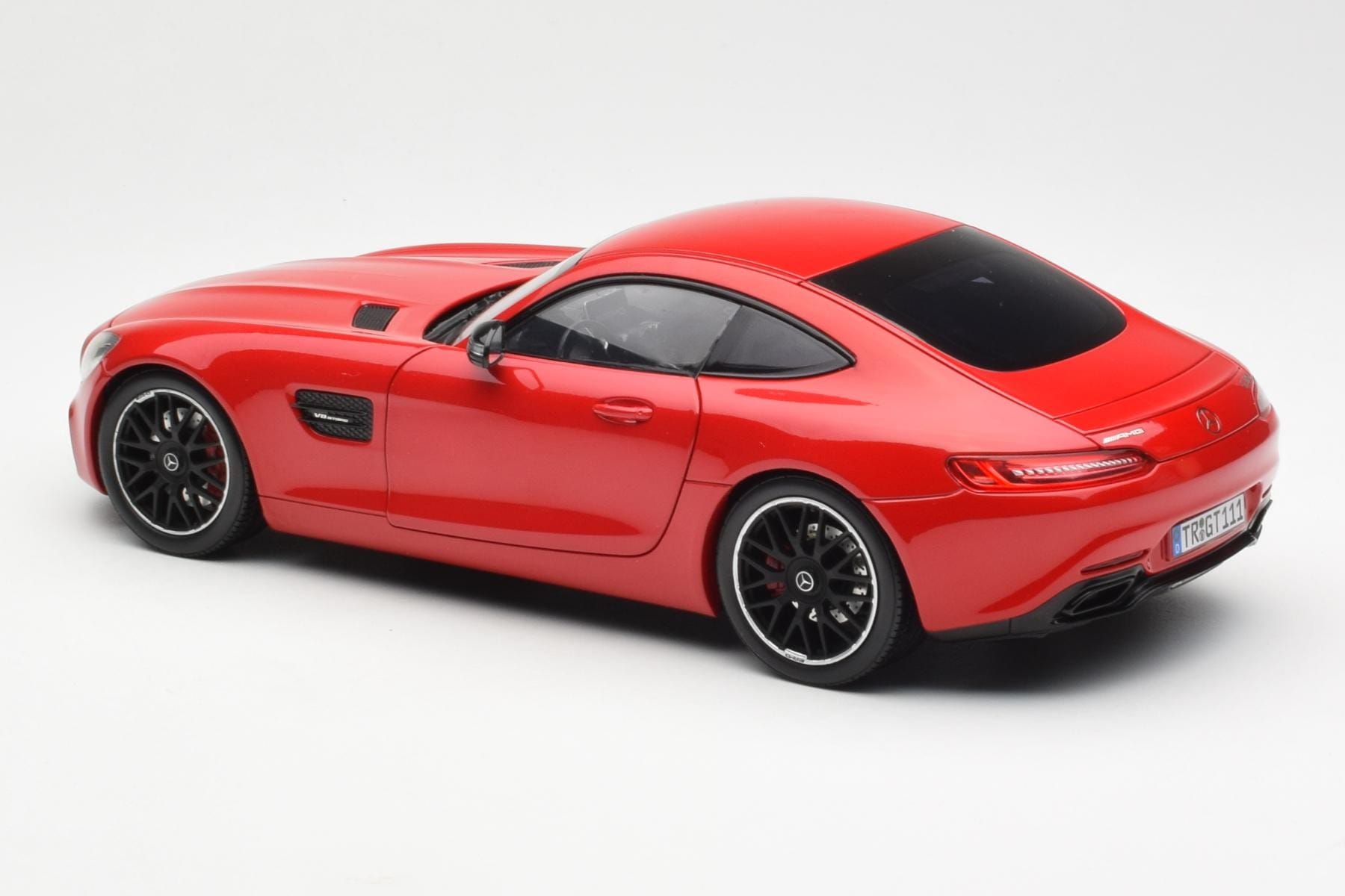 Mercedes AMG GT C190 Red Norev 1:18 183496 Diecast - image 7 of 8