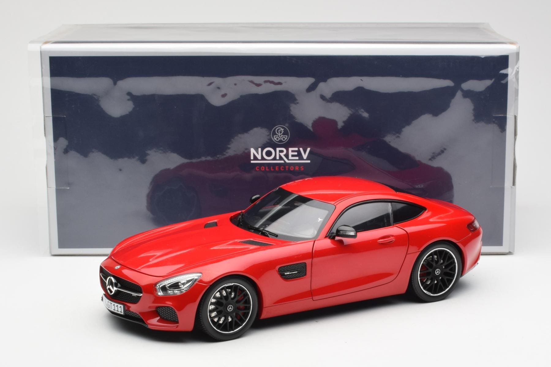 Mercedes AMG GT C190 Red Norev 1:18 183496 Diecast - image 8 of 8