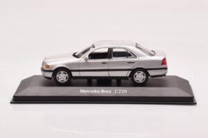 Mercedes C-Class W202 C220 Silver Minichamps 1:43 B66005705-M1 Diecast