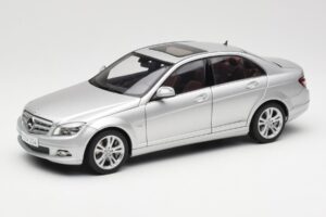 Mercedes C-Class W204 Avantgarde Silver AUTOart 1:18 B66962368 Diecast
