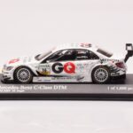 Mercedes C-Class W204 DTM GQ AMG Mercedes #16 Engels DTM 2009 Minichamps 1:43 400093816 Diecast