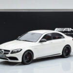 Mercedes C63S AMG W205 White GT Spirit 1:18 B66960370 Resin - image 6 of 6