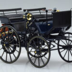 Mercedes Daimler Motorkutsche Dark Blue Norev 1:18 183700 Diecast - image 4 of 6