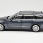 Mercedes E-Class S212 T-Model Tenorit Gray Metallic Minichamps 1:18 B66962447 Diecast - image 4 of 8