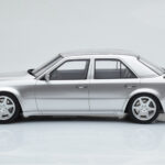 Mercedes E500 W124 Silver Otto 1:18 OT623 Resin - image 3 of 6