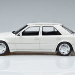 Mercedes E60 AMG W124 White Otto 1:18 B66040640 Resin - image 3 of 6