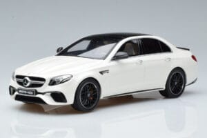 Mercedes AMG E63 S W213 White GT Spirit 1:18 B66965711 Resin