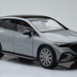 Mercedes EQE SUV X294 AMG Line Alpine Grey NZG 1:18 B66960837 Diecast - image 6 of 8