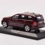 Mercedes GL X164 Carnelian Red Minichamps 1:43 B66962226 Diecast - image 3 of 4