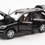Mercedes M-Class W166 Obsidian Black Metallic Minichamps 1:18 B66960063 Diecast - image 2 of 8