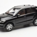 Mercedes M-Class W166 Obsidian Black Metallic Minichamps 1:18 B66960063 Diecast