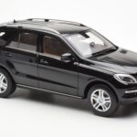 Mercedes M-Class W166 Obsidian Black Metallic Minichamps 1:18 B66960063 Diecast - image 6 of 8