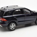Mercedes M-Class W166 Tansanite Blue Metallic Minichamps 1:18 B66960065 Diecast - image 3 of 8