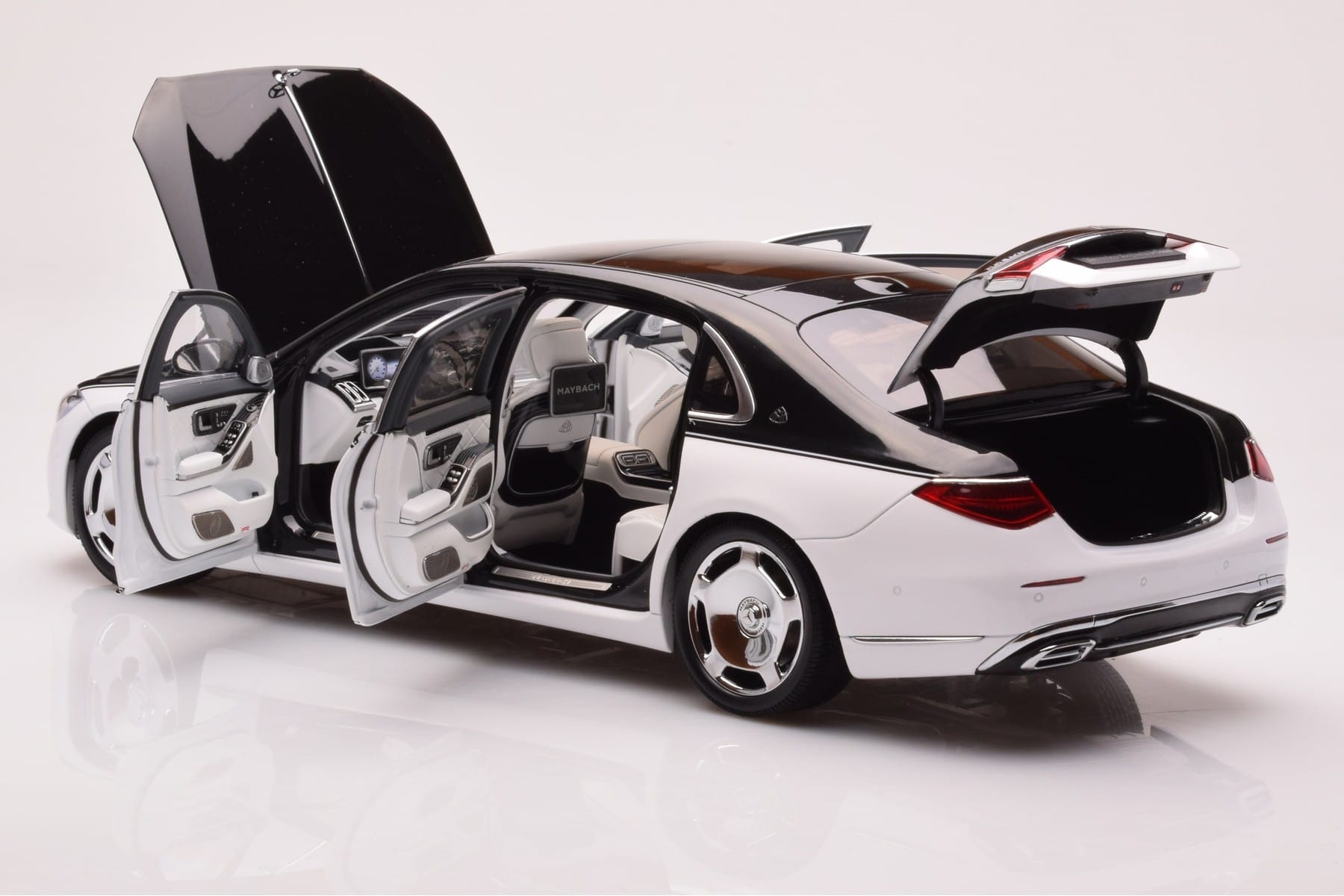 Mercedes Maybach S680 W223 Obsidian Black Diamond White Almost Real 1:18 820121 Diecast - image 4 of 7