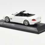 Mercedes SL 55 AMG R230 White Minichamps 1:43 400036170 Diecast - image 3 of 4