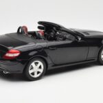 Mercedes SLK R171 Obsidian Black Metallic Minichamps 1:18 B66962319 Diecast - image 4 of 9